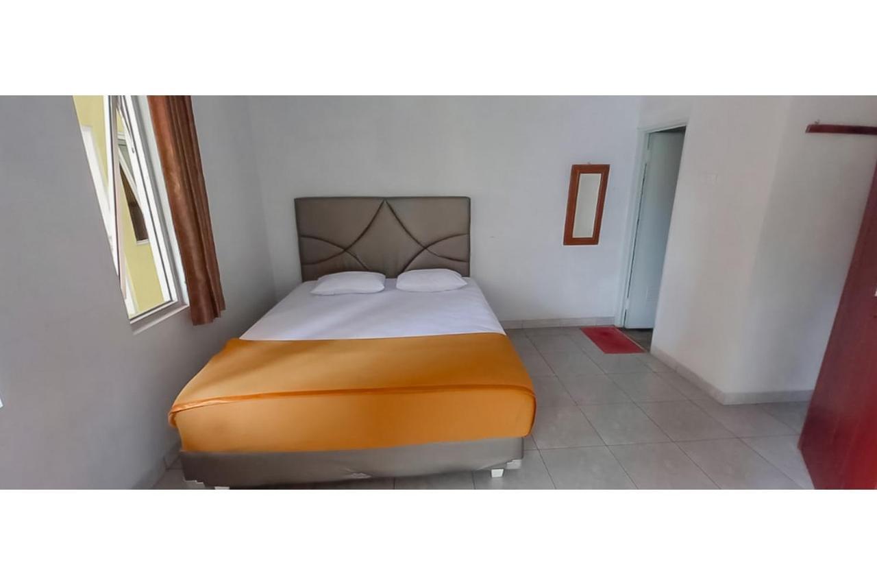 Hotel Sri Indrawati Puncak Mitra Reddoorz Bogor Exteriör bild
